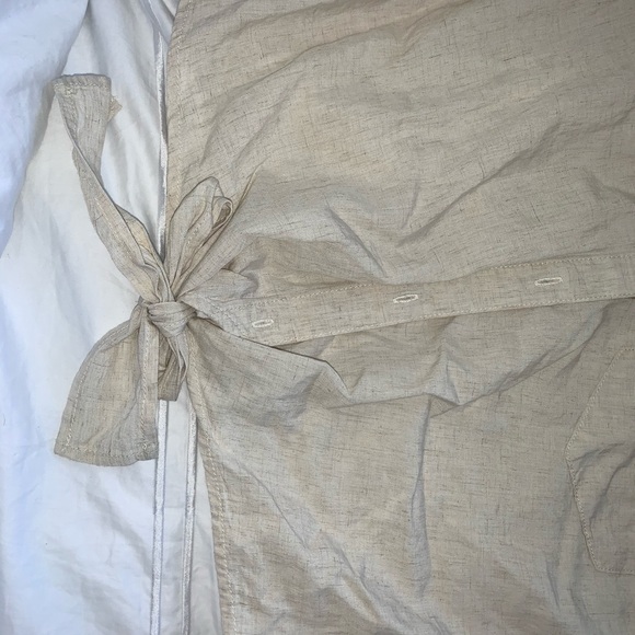 Button down Top - Picture 3 of 3